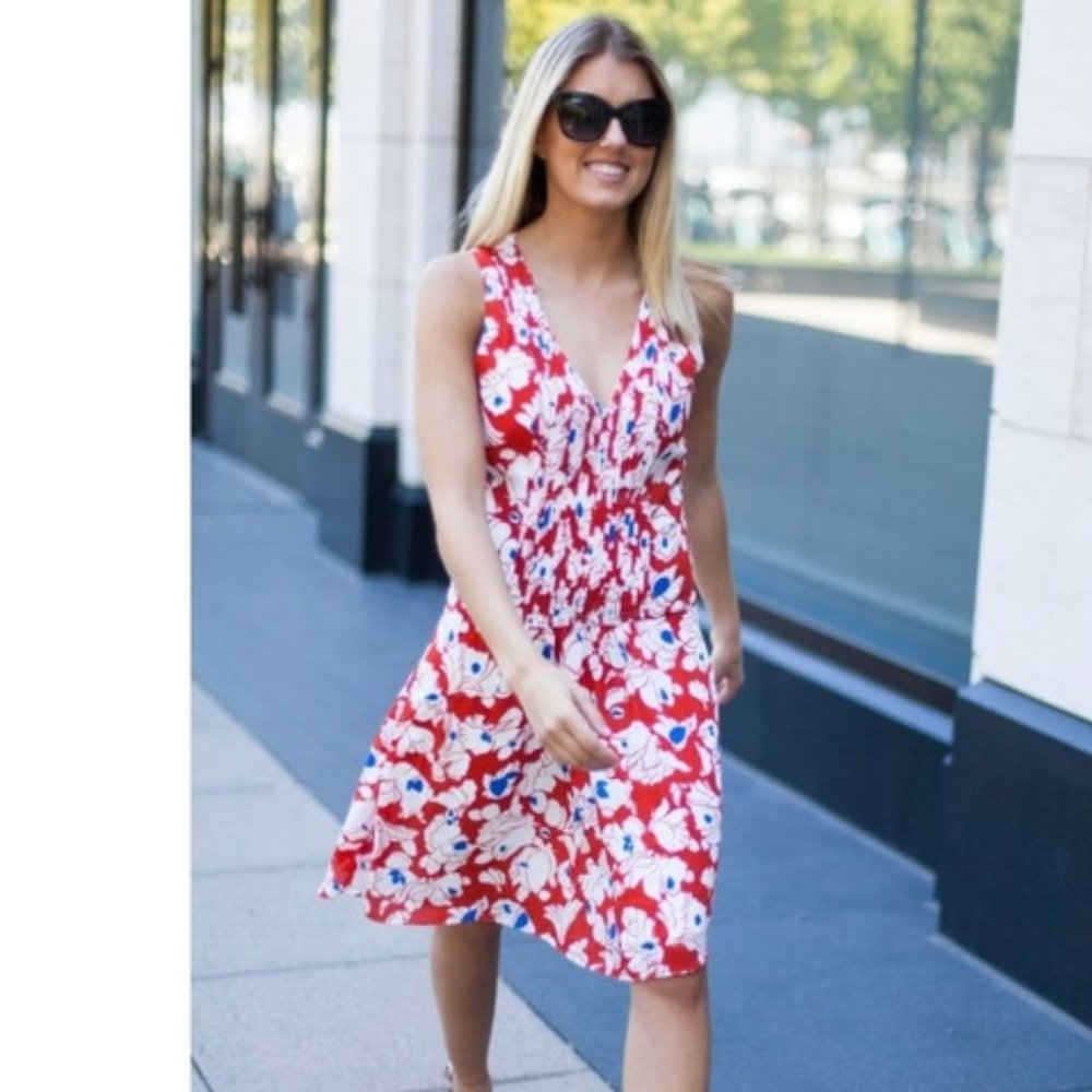 NWT Banana Republic Red Floral Knee Length Pleated Sleeveless Dress Sz 14